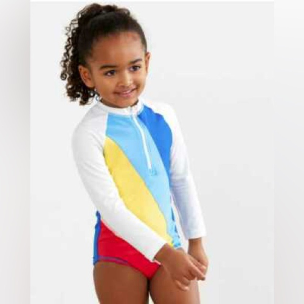 Hanna Andersson 🌈 Rainbow Baby Rash Guard Suit - 6-12 months